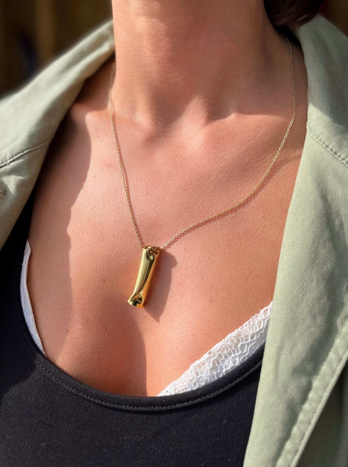 LOU D. NECKLACE