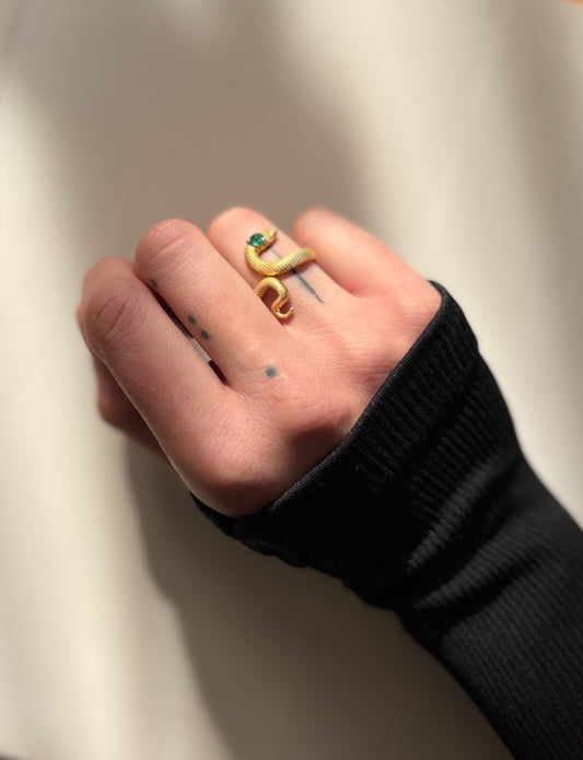 SERPENT RING