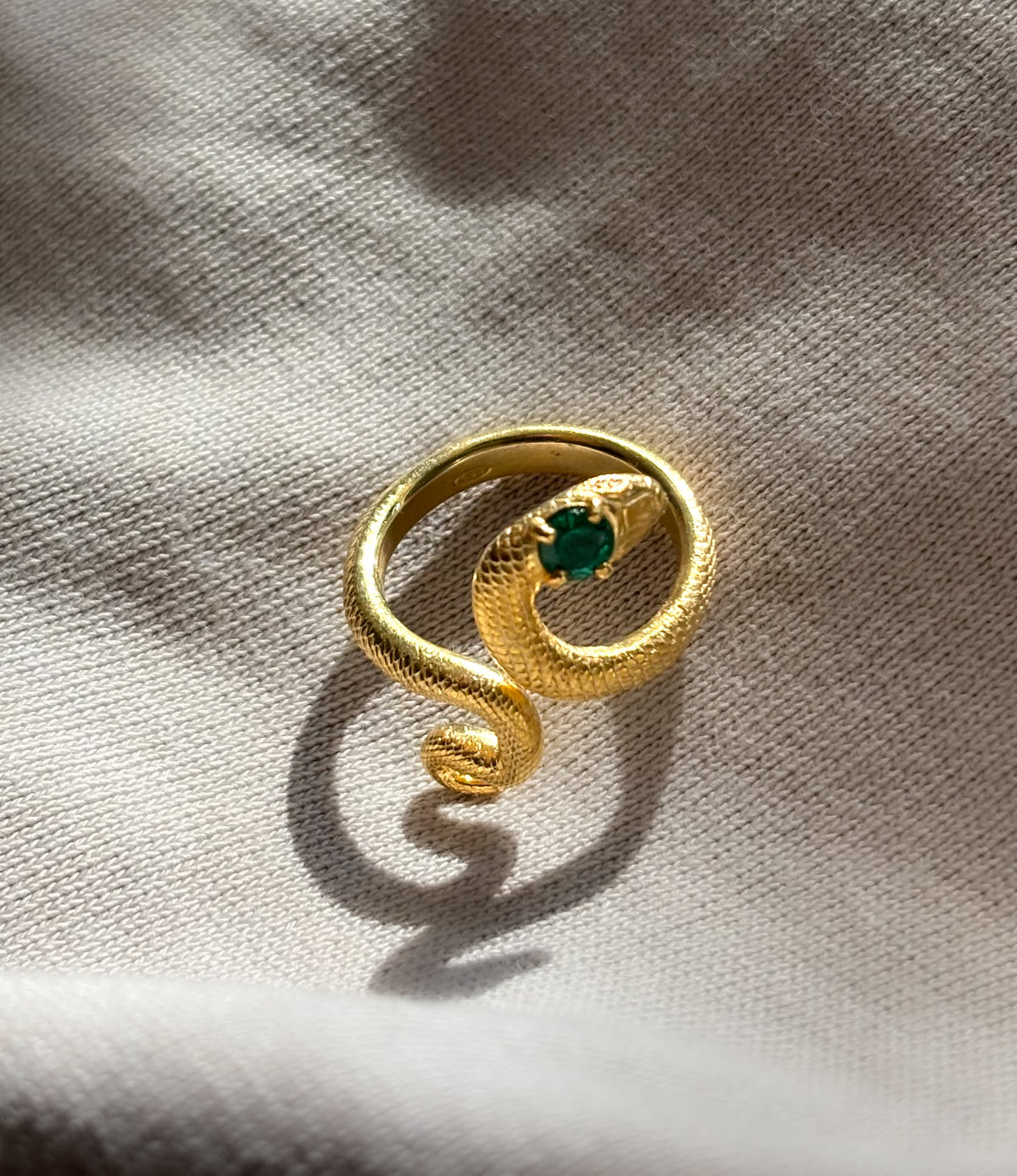 SERPENT RING