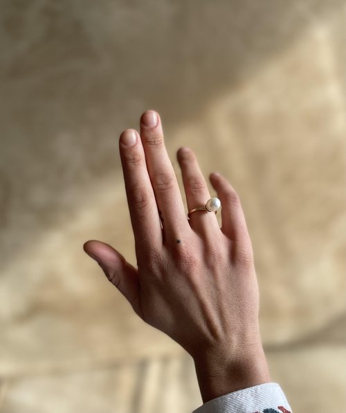 OBLONG RING