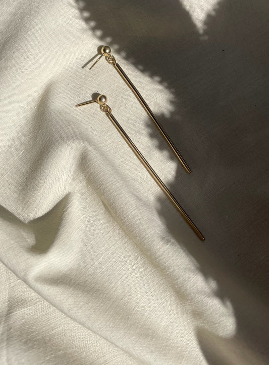 NEEDLE EARRINGS